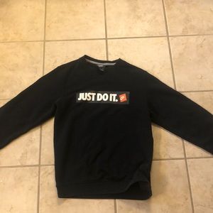 Nike small sweatshirt